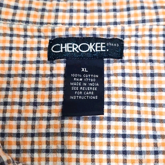 4/$20 Cherokee Casual Button Down - Picture 4 of 4